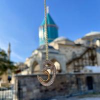 Gümüş Tasarım Taşlı Arapça Çift Vav Figürlü Bayan Kolye Takı